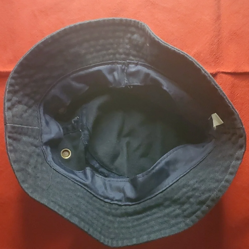 Hat - Picture 3 of 3